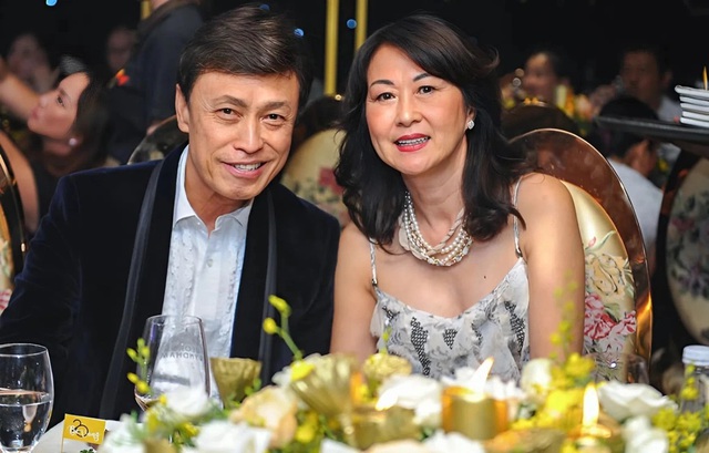 Danh ca Tuấn Ngọc v&agrave; vợ ly h&ocirc;n  - Ảnh 1.