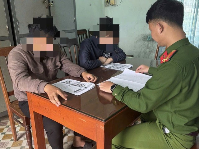 C&aacute; cược trực tuyến, 2 thanh ni&ecirc;n "đốt" 1,3 tỷ đồng trong 3 ng&agrave;y- Ảnh 1.