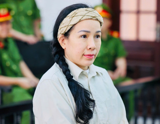 B&agrave; Đinh Thị Lan l&atilde;nh &aacute;n v&igrave; x&uacute;c phạm vợ chồng b&agrave; Nguyễn Phương Hằng- Ảnh 1.