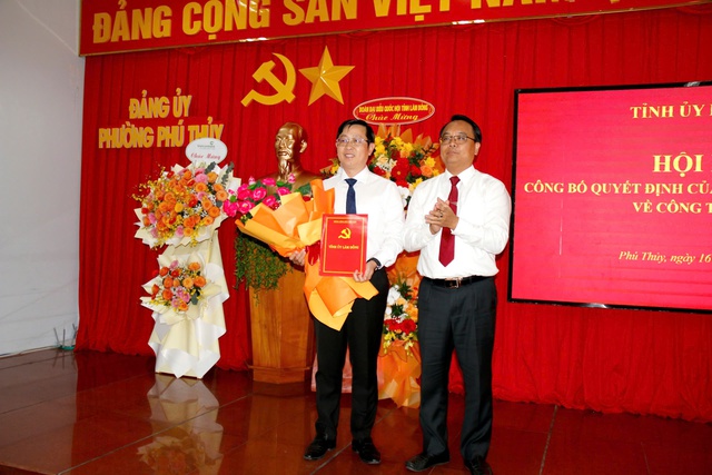 L&acirc;m Đồng c&ocirc;ng bố h&agrave;ng loạt quyết định điều động, bổ nhiệm c&aacute;n bộ- Ảnh 1.