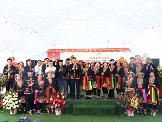 X&acirc;y dựng Bắc Ninh ph&aacute;t triển nhanh, bền vững, trở th&agrave;nh th&agrave;nh phố trực thuộc Trung ương trước năm 2030- Ảnh 3.