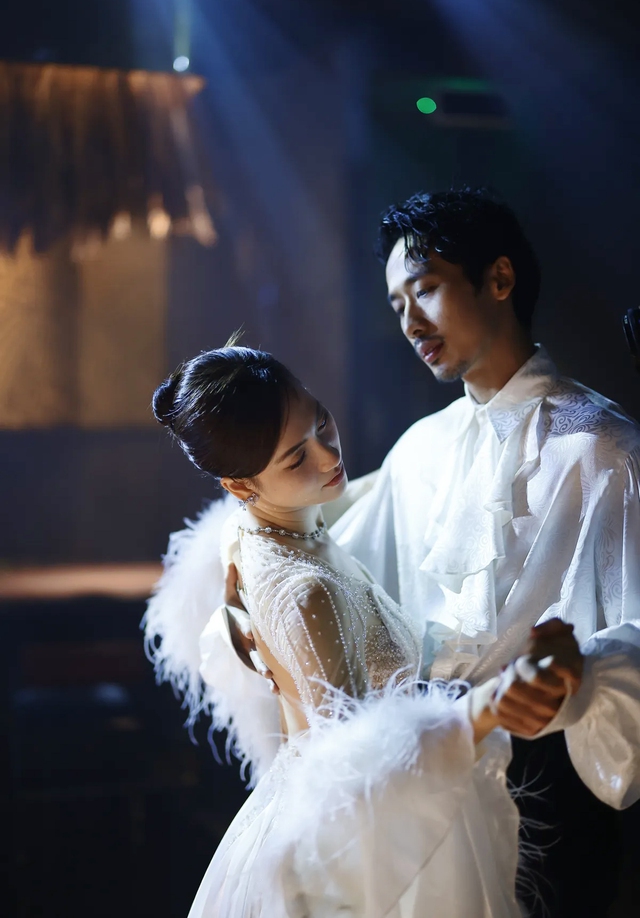 "Diễn vi&ecirc;n trăm tỷ" Phương Anh Đ&agrave;o l&ecirc;n tiếng về tin đồn "x&aacute;c nhận t&igrave;nh cảm"- Ảnh 5.