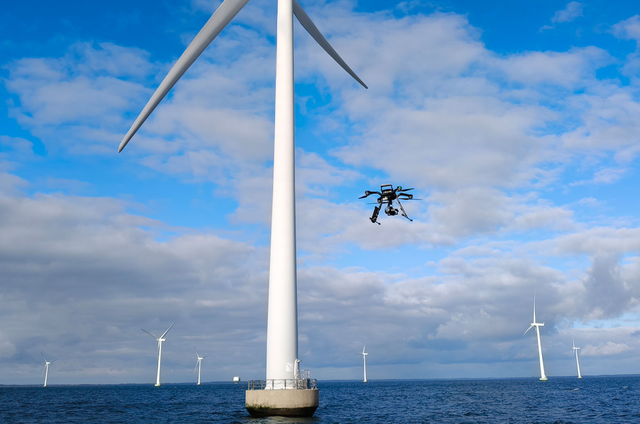 Kiểm tra &ldquo;sức khỏe&rdquo; turbine điện gi&oacute; ngo&agrave;i khơi theo c&aacute;ch kh&ocirc;ng ngờ- Ảnh 1.