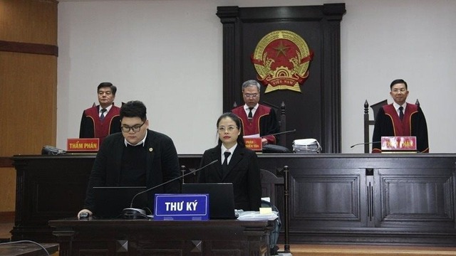 T&ograve;a &aacute;n nh&acirc;n d&acirc;n: Ph&aacute;o đ&agrave;i ch&iacute;nh trị &ndash; ph&aacute;p l&yacute;, điểm tựa của thể chế, niềm tin của Nh&acirc;n d&acirc;n - Ảnh 2.