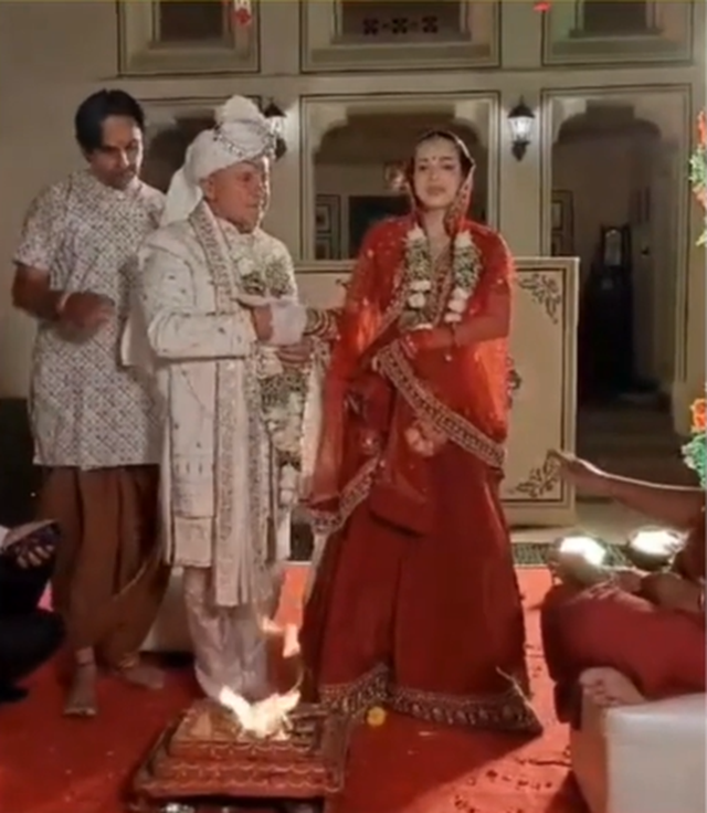 Con g&aacute;i 27 tuổi lấy chồng U80 tuổi, bố mẹ "kh&oacute;c như mưa" đi đưa d&acirc;u - Ảnh 3.