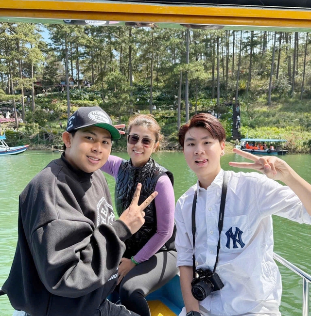 Nữ diễn vi&ecirc;n Kim Thư g&acirc;y bất ngờ với diện mạo ho&agrave;n to&agrave;n kh&aacute;c lạ ở tuổi U50- Ảnh 7.