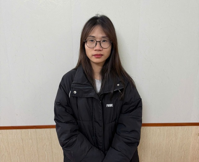 Bắt nữ nh&acirc;n vi&ecirc;n ng&acirc;n h&agrave;ng chiếm đoạt 1,3 tỷ đồng của 39 bị hại - Ảnh 1.