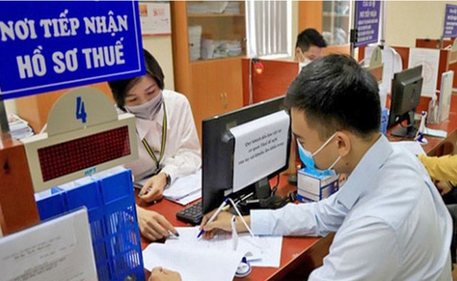 Từ ng&agrave;y 14/2, người c&oacute; tr&ecirc;n 2 nguồn thu nhập, cần phải nắm r&otilde; những quy định n&agrave;y khi quyết to&aacute;n thuế- Ảnh 1.