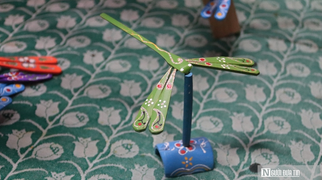 Chuồn chuồn tre Thạch X&aacute;, đơn h&agrave;ng "ch&aacute;y" dịp Tết nhưng trăn trở nỗi lo người l&agrave;m - Ảnh 4.