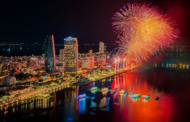 Từ &ldquo;đảo ph&aacute;o hoa&rdquo; 365 ng&agrave;y, &ldquo;th&agrave;nh phố ph&aacute;o hoa&rdquo; kh&ocirc;ng ngủ đến đại nhạc hội ph&aacute;o hoa tại H&agrave; Nội v&agrave; dấu ấn Sun Group - Ảnh 4.