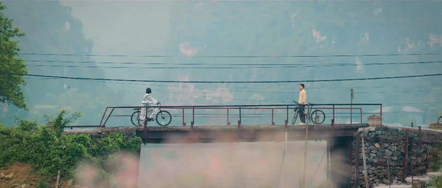 "Phim giả t&igrave;nh thật" của cặp đ&ocirc;i "m&aacute; l&uacute;m" c&oacute; tướng phu th&ecirc; trong C&aacute;ch Em 1 Milimet - Ảnh 3.