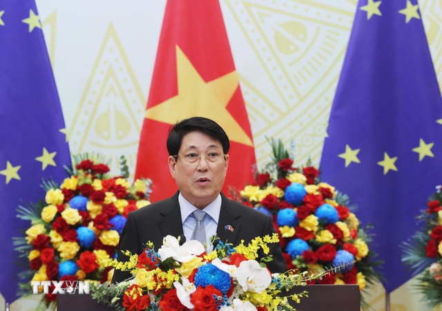 Tiệc chi&ecirc;u đ&atilde;i trọng thể Chủ tịch Hội đồng ch&acirc;u &Acirc;u- Ảnh 1.