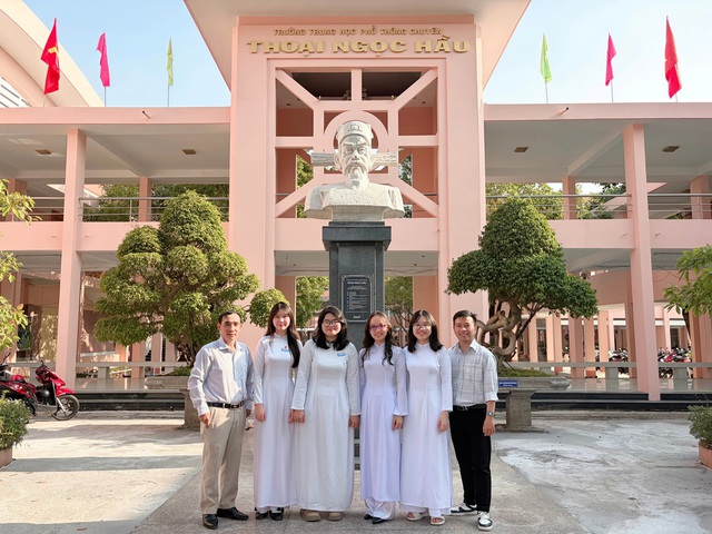 Ng&ocirc;i trường miền T&acirc;y ghi dấu ấn tại cuộc thi Tiếng n&oacute;i Xanh - Ảnh 1.