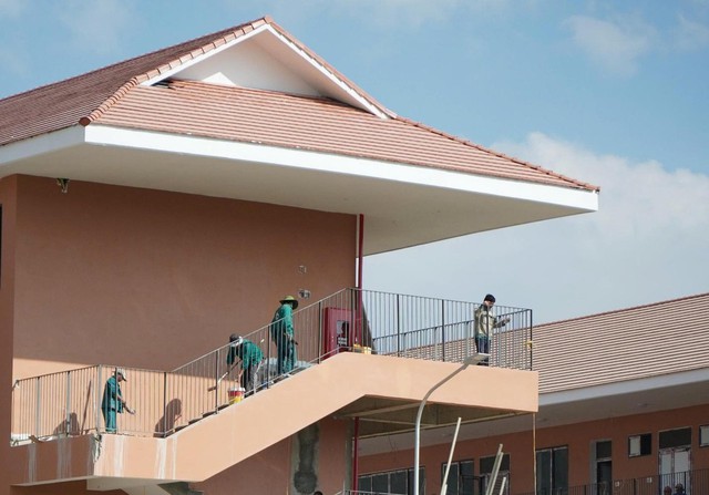 M&aacute;y t&iacute;nh bảng, nhạc cụ d&acirc;n tộc&hellip; v&agrave; ng&ocirc;i trường &ldquo;5 sao&rdquo; hiện đại v&ugrave;ng bi&ecirc;n giới Điện Bi&ecirc;n- Ảnh 10.