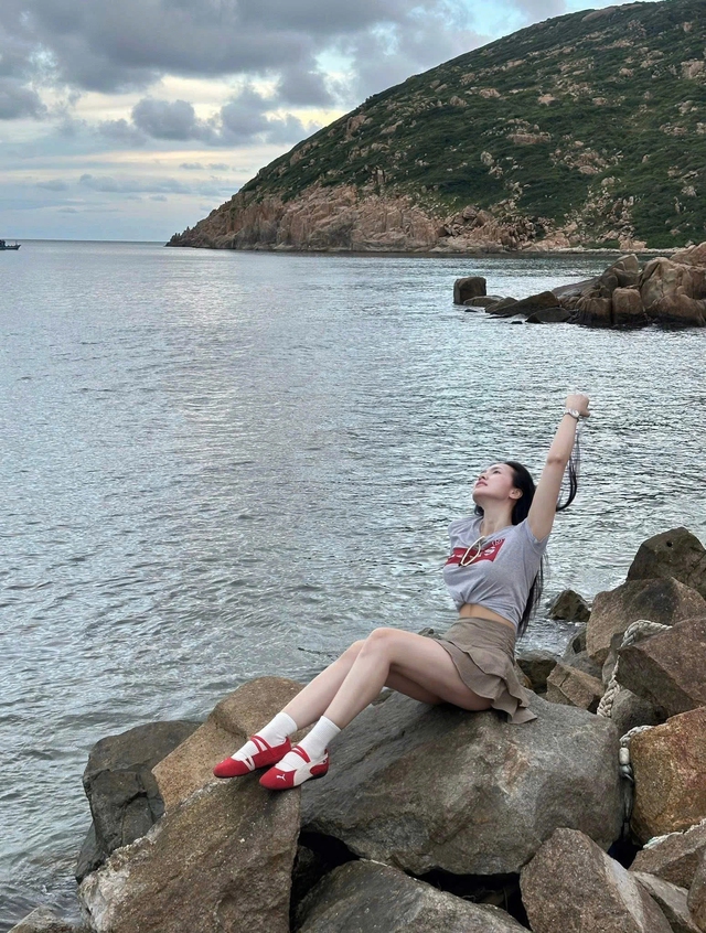 Vóc dáng "vạn người mê" của siêu mẫu Anh Thư ở tuổi 43- Ảnh 9. Vóc dáng "vạn người mê" của siêu mẫu Anh Thư ở tuổi 43- Ảnh 9.