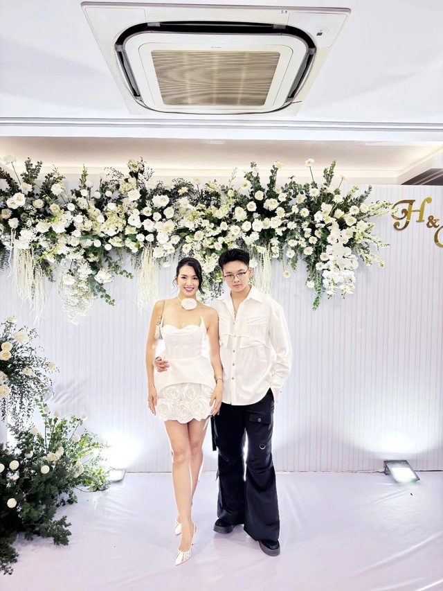 Vóc dáng "vạn người mê" của siêu mẫu Anh Thư ở tuổi 43- Ảnh 8. Vóc dáng "vạn người mê" của siêu mẫu Anh Thư ở tuổi 43- Ảnh 8.