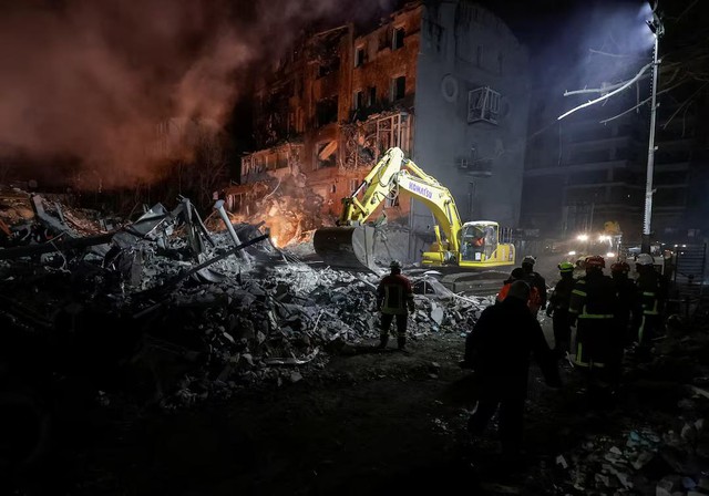 Nga tấn công mục tiêu năng lượng tại Kharkiv và công ty của Mỹ tại Dnipro - Ảnh 1.