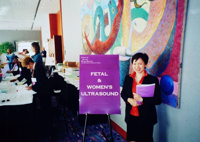 Nữ chuyên gia hơn 4 thập kỷ bảo vệ những thai kỳ nguy cơ cao - Ảnh 3.