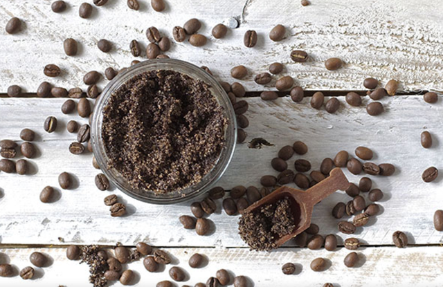 Người đàn ông 50 tuổi nguy kịch sau khi uống loại nước "vạn người mê"- Ảnh 1. Người đàn ông 50 tuổi nguy kịch sau khi uống loại nước "vạn người mê"- Ảnh 1.