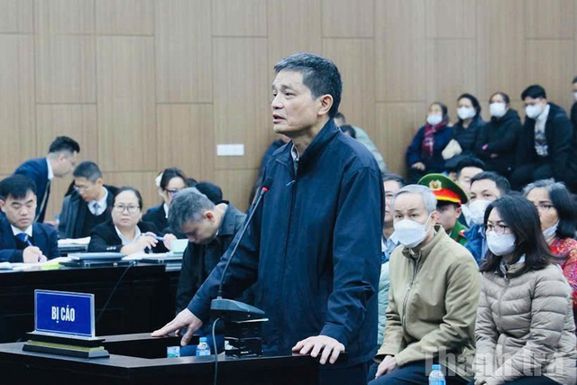 Cựu Cục trưởng Cục An to&agrave;n thực phẩm lĩnh &aacute;n 20 năm t&ugrave;- Ảnh 1.