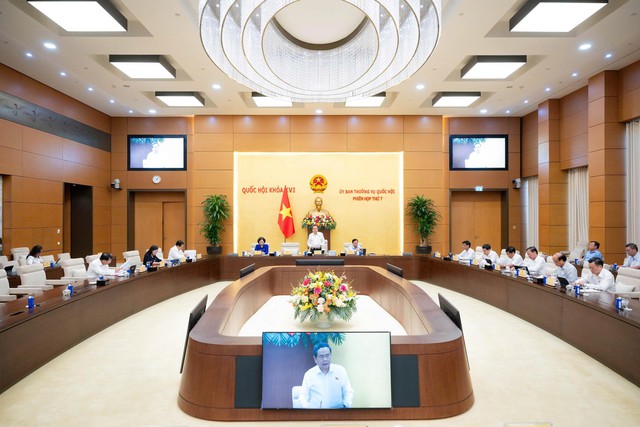 Nội dung trình Quốc hội phải thật sự "chín" về chính trị, vững về pháp lý - Ảnh 2.