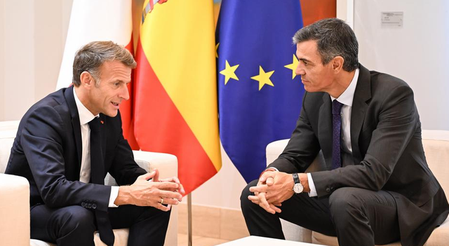 Ông Macron hoan nghênh ý tưởng Anh có thể tái gia nhập EU - Ảnh 1.