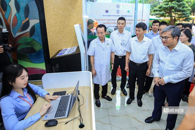 H&agrave; Nội ra mắt quầy hỗ trợ đăng k&yacute; khai sinh tại bệnh viện Phụ sản H&agrave; Nội- Ảnh 5.