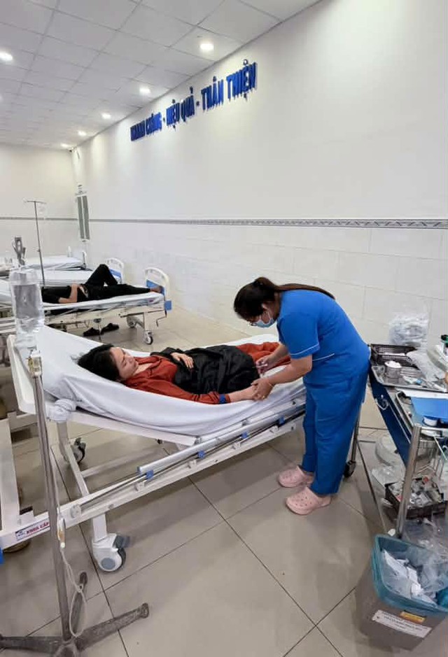 Ca sĩ Duyên Quỳnh có tiếp tục kết hợp được với nhạc sĩ Nguyễn Văn Chung - Ảnh 1.