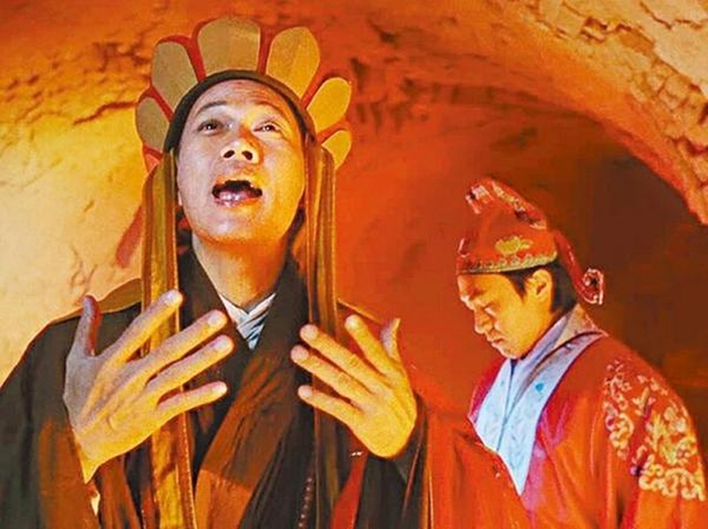 "Đường Tăng" La Gia Anh tuổi 80 vẫn miệt m&agrave;i kiếm tiền, mỗi th&aacute;ng tốn 33 triệu đồng kh&aacute;m bệnh - Ảnh 3.