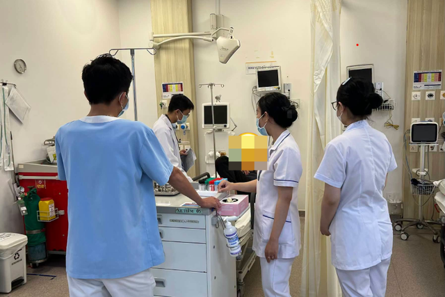 Người đàn ông 34 tuổi cấp cứu sau khi ăn món "tưởng quen thuộc"- Ảnh 1.