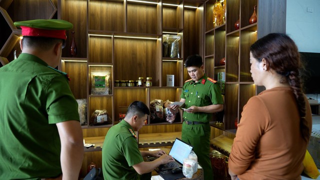 Từ vụ chủ kênh “Già làng Tây Nguyên” bị khởi tố - Ảnh 2.