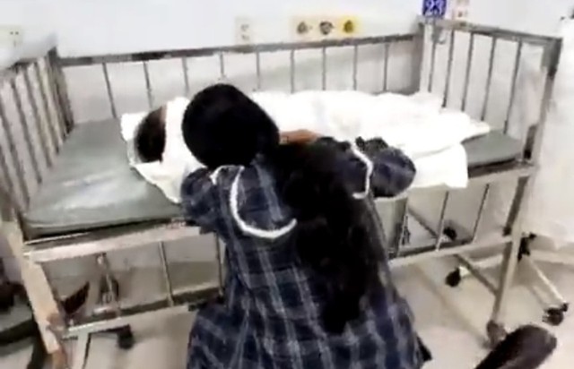 Vụ bé 3 tuổi tử vong sau tiêm thuốc tại bệnh viện: Sở Y tế vào cuộc - Ảnh 1.