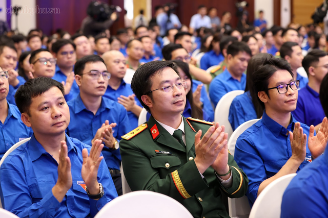 Cả hệ thống chính trị đặt trọn niềm tin và tạo mọi điều kiện thuận lợi nhất cho thanh niên - Ảnh 2.