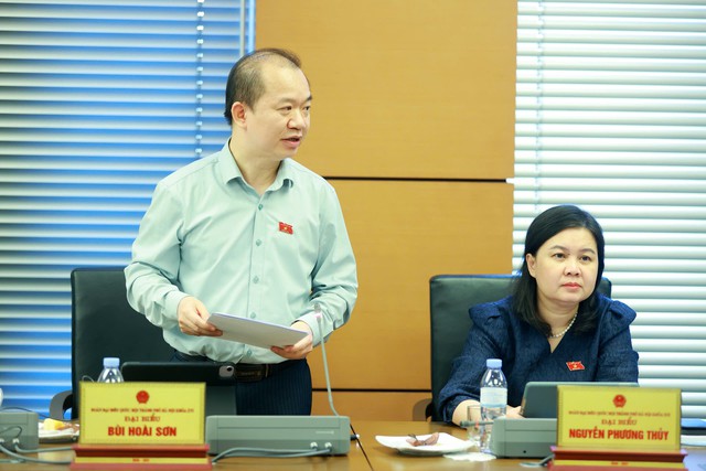Bộ trưởng VHTTDL đề xuất chuyển nhà đất dôi dư thành không gian văn hóa, thể thao- Ảnh 2.