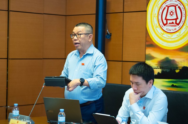 ĐBQH: Mua sắm thiết bị cho trạm y tế theo nguyên tắc "người trước, máy sau" - Ảnh 2.