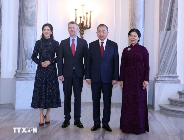 Tổng Bí thư, Chủ tịch nước Tô Lâm hội kiến Nhà Vua Đan Mạch - Ảnh 1.
