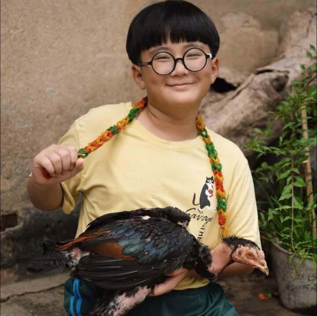 "Con trai" của Doãn Quốc Đam và Huyền Lizzie tiết lộ bản thân từng rất sợ - Ảnh 2.