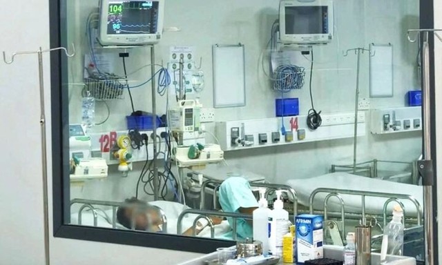 Điều ít ngờ về con đường lây truyền của não mô cầu - Ảnh 1.