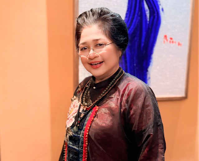 Nữ nghệ sĩ ưu tú 81 tuổi vẫn đóng phim, có sở thích ngồi hàng trà đá - Ảnh 4.