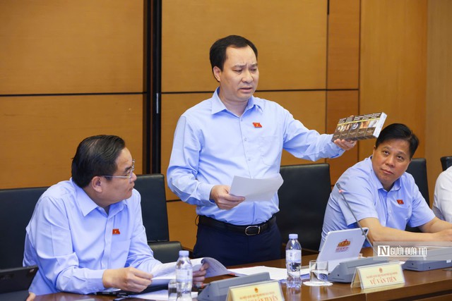 ĐBQH: Cần cấm thực chất việc trưng bày thuốc lá dưới mọi hình thức tại điểm bán- Ảnh 1.