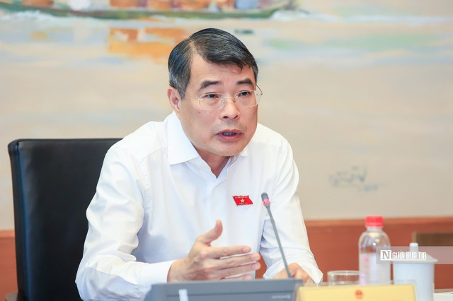 "Nhà nước không bao cấp về nhà ở nhưng cũng không để thị trường tự điều tiết hoàn toàn" - Ảnh 3.