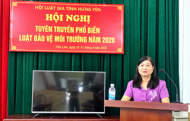Nữ luật gia và câu chuyện xúc động lấy lại mái nhà cho 8 chị em nghèo - Ảnh 1.