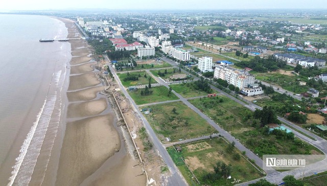 Gỡ vướng mặt bằng cho h&agrave;ng loạt dự &aacute;n du lịch tại biển Hải Tiến- Ảnh 1.