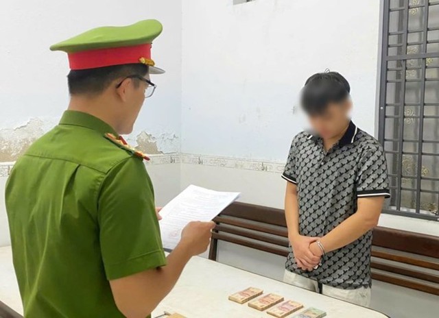 Lấy trộm 133 triệu đồng, thiếu niên mang 20 triệu đồng về đưa mẹ- Ảnh 1.