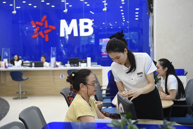 MB vượt mốc vốn điều lệ 100.000 tỷ đồng, dẫn đầu cuộc đua tăng vốn ngân hàng- Ảnh 1.