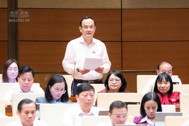 Ngăn đầu cơ, "lướt sóng" ĐBQH đề nghị cấm chuyển nhượng "nhà trên giấy" - Ảnh 2.