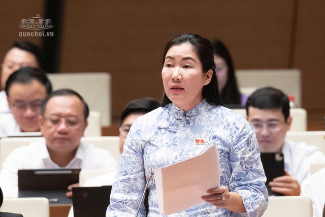 Chính sách tiền lương, phụ cấp cần đi đôi với hoàn thiện vị trí việc làm - Ảnh 2.