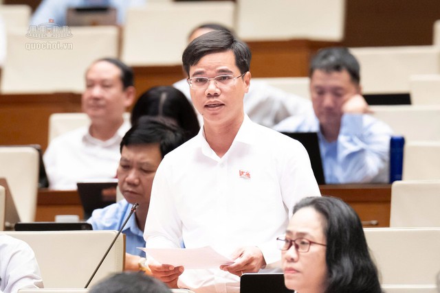 Chính sách tiền lương, phụ cấp cần đi đôi với hoàn thiện vị trí việc làm - Ảnh 3.