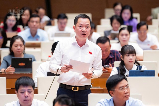 "Không để mỗi mùa thi đến học sinh, phụ huynh lại thấp thỏm chờ quy định mới của Bộ" - Ảnh 1.