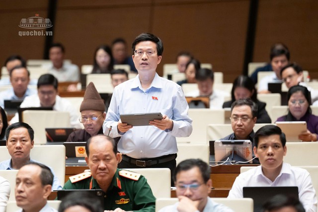 Hàng triệu người Việt xem phim ngắn mỗi ngày: Nguy cơ hay cơ hội nghìn tỷ? - Ảnh 1.